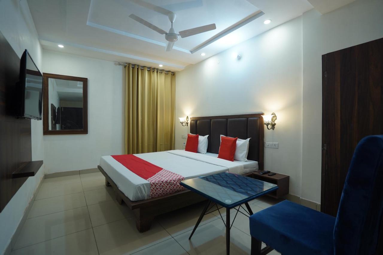 לודהיאנה Hotel O Grey Orchid מראה חיצוני תמונה