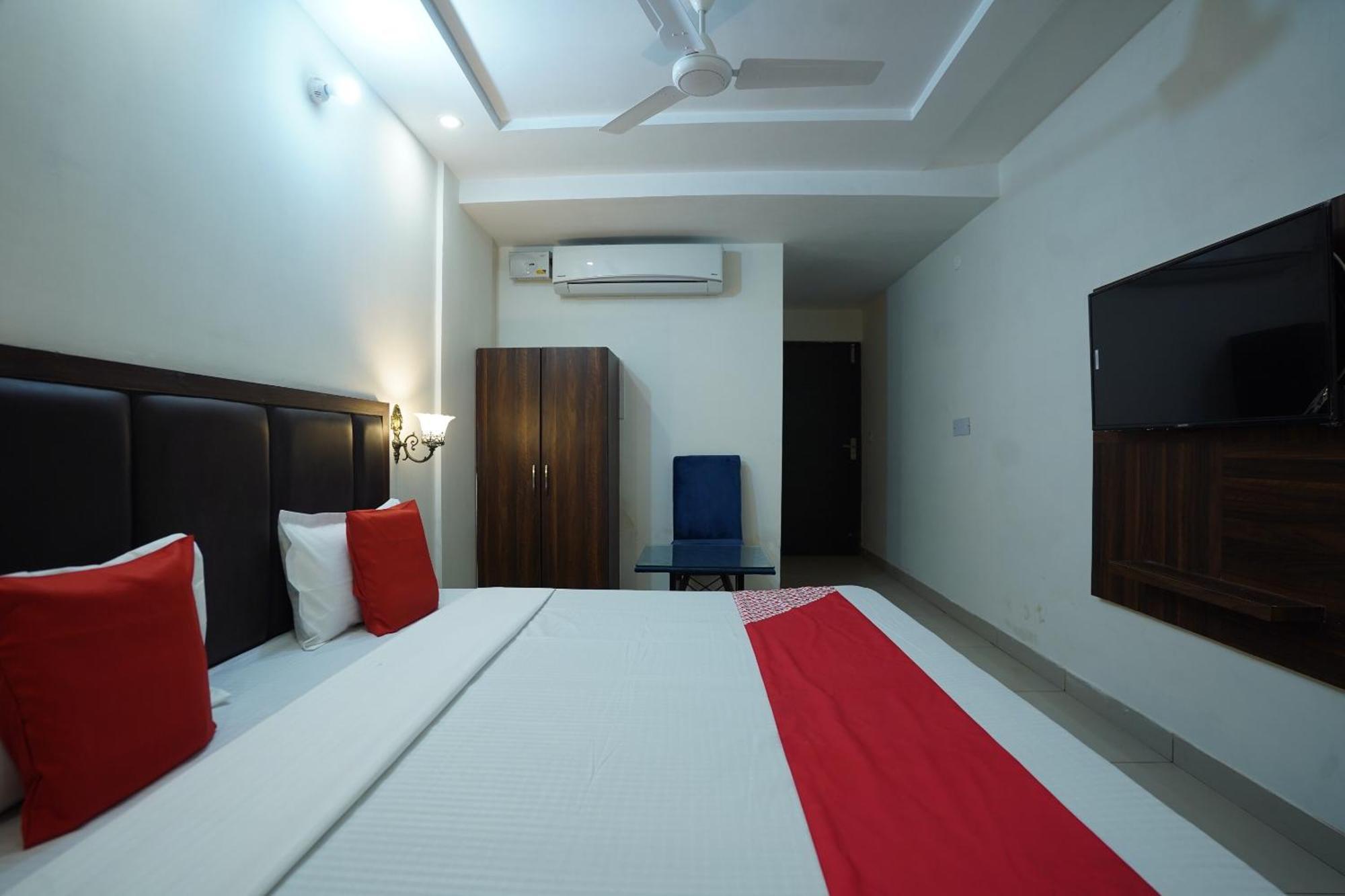 לודהיאנה Hotel O Grey Orchid מראה חיצוני תמונה